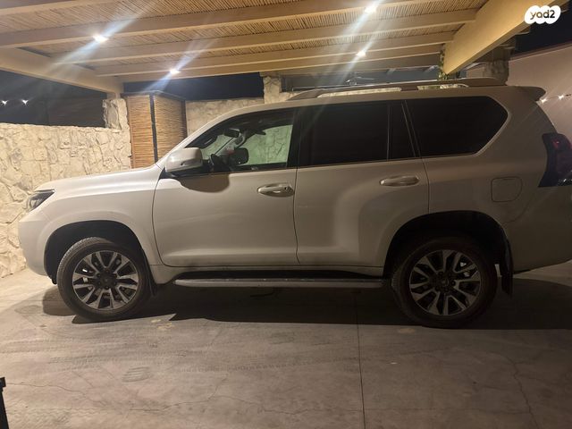 מודעת רכב טויוטה לנד קרוזר