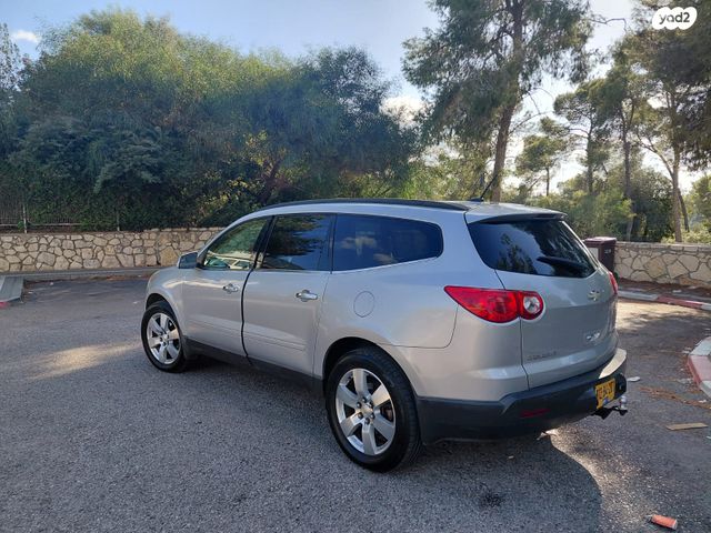מודעת רכב שברולט טראוורס