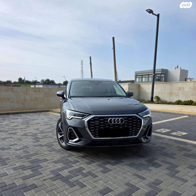 מודעת רכב אאודי Q3