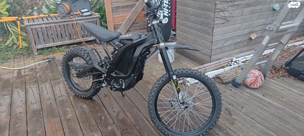 מודעת רכב סורון Light Bee X