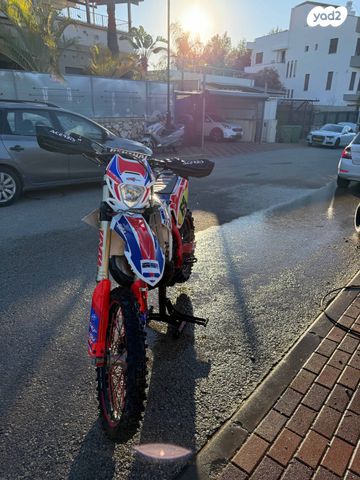 מודעת רכב בטא RR300