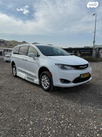 מודעת רכב קרייזלר פסיפיקה