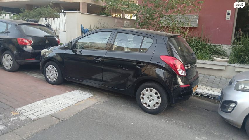 מודעת רכב יונדאי i20