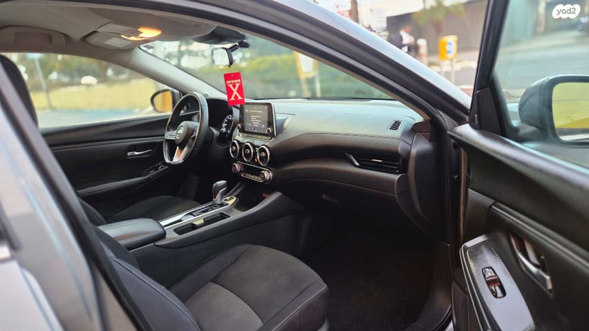 מודעת רכב ניסאן סנטרה 1