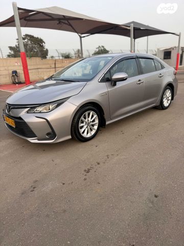 מודעת רכב טויוטה קורולה