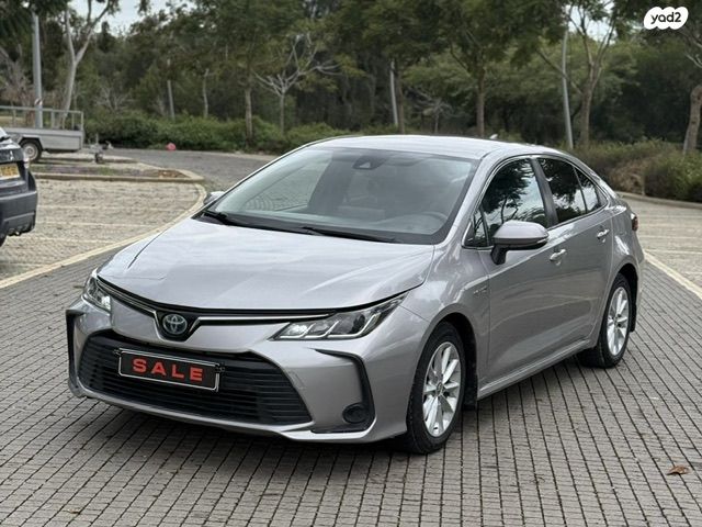 מודעת רכב טויוטה קורולה 2