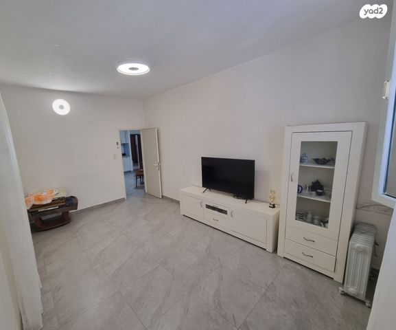 חכמי אתונה 4