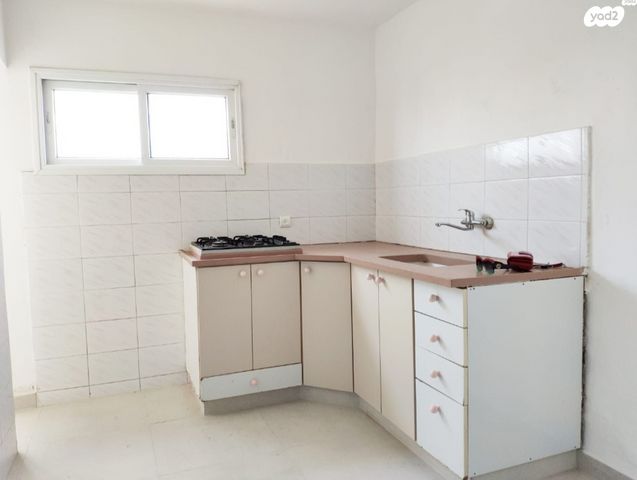 שדרות זלמן שניאור 42