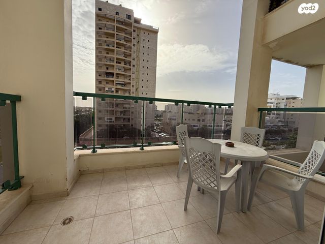 שדרות רוטשילד 23