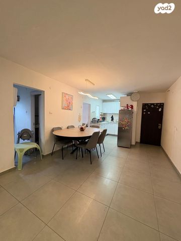 שדרות בן גוריון 8