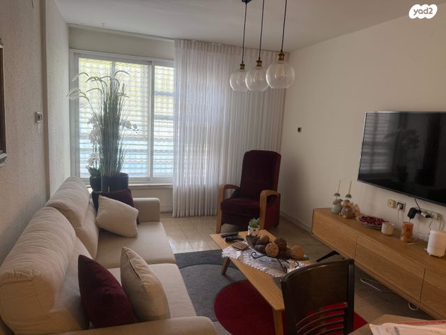 יצחק בן צבי 16