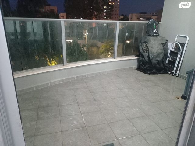 שדרות עמק האלה 20