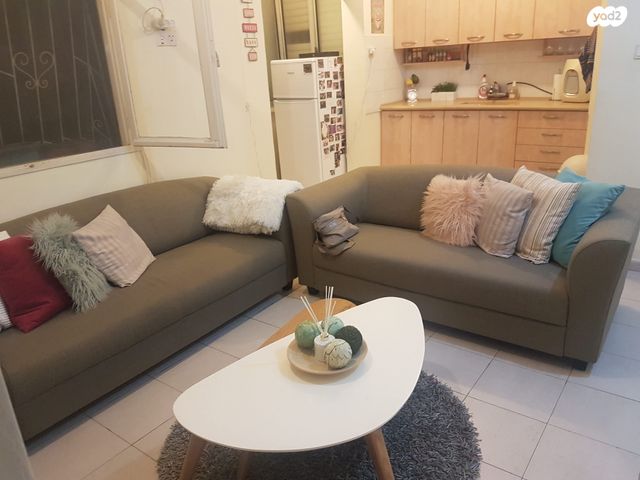 ישראל טייבר 56