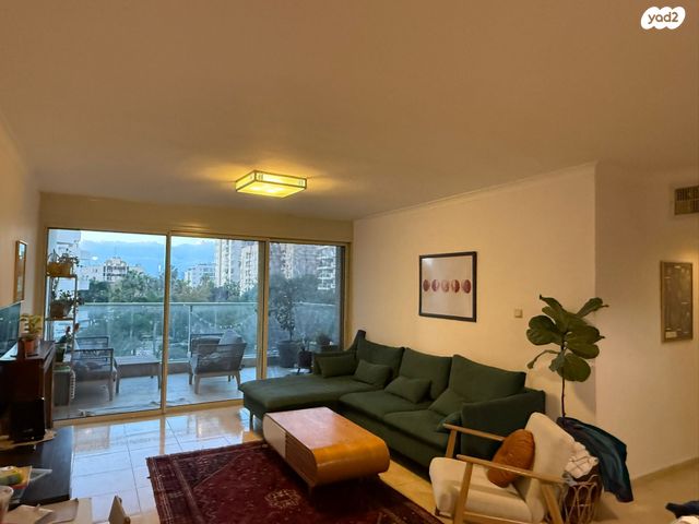 יחיאל דב דרזנר 4