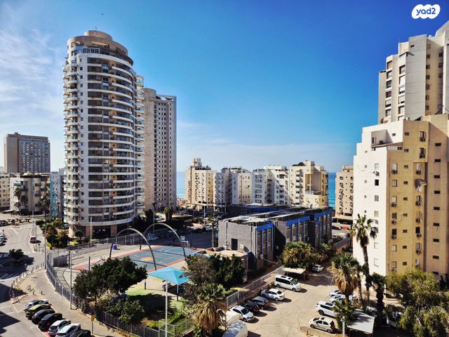 ז'בוטינסקי 6