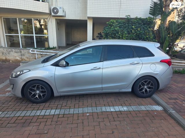 מודעת רכב יונדאי i30