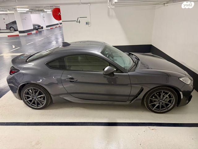 מודעת רכב סובארו BRZ