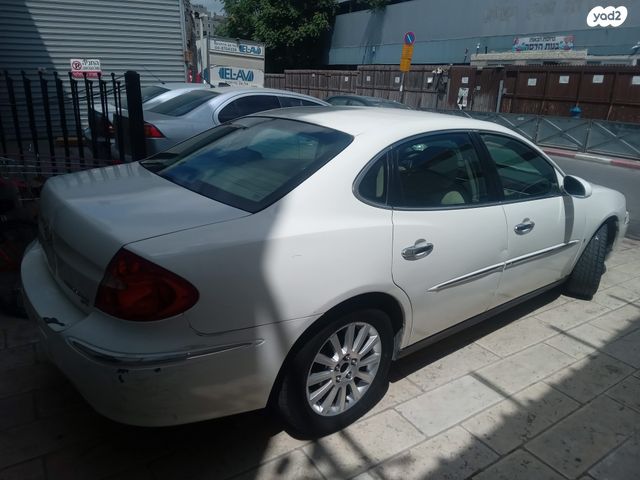 מודעת רכב ביואיק לה-קרוס