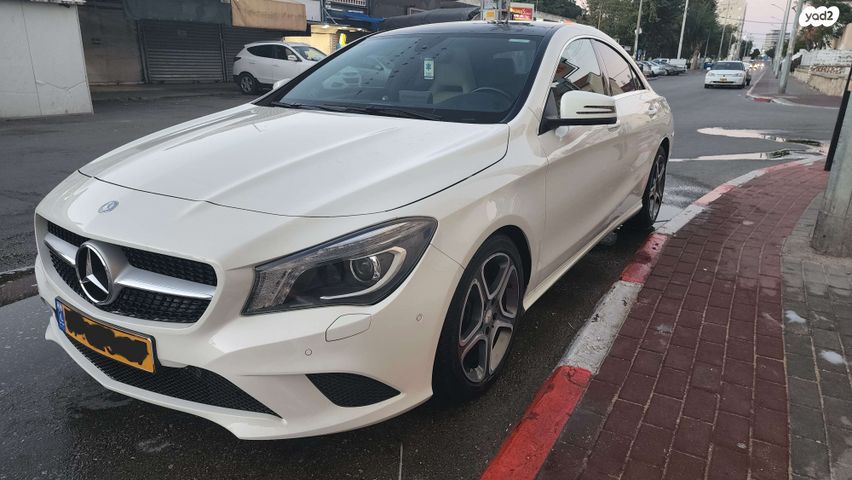 מודעת רכב מרצדס-בנץ CLA