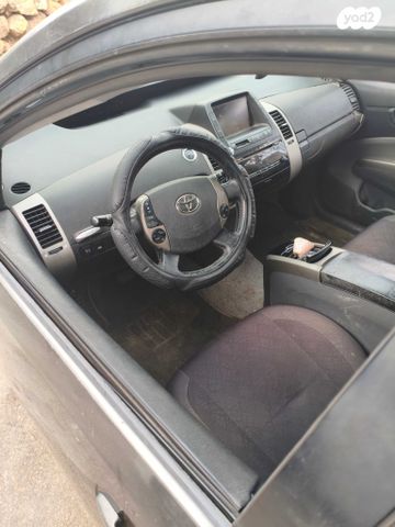 מודעת רכב טויוטה פריוס