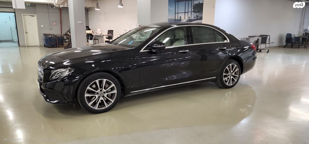מודעת רכב מרצדס-בנץ E-class