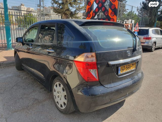 מודעת רכב הונדה FR-V