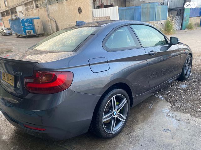 מודעת רכב ב מ וו סדרה 2