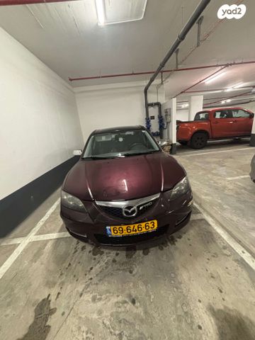 מודעת רכב מאזדה 3