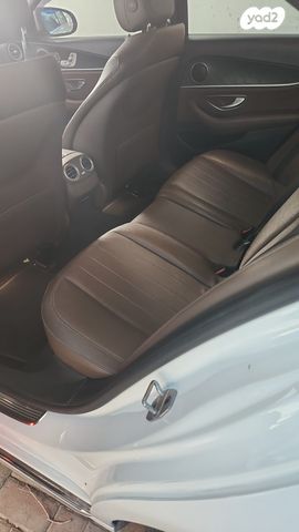 מודעת רכב מרצדס-בנץ E-class