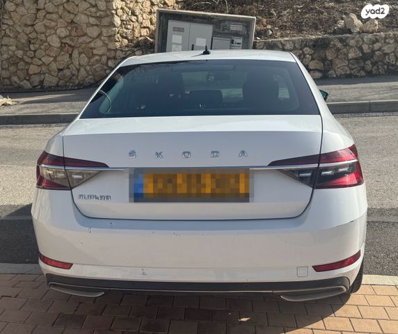 מודעת רכב סקודה סופרב
