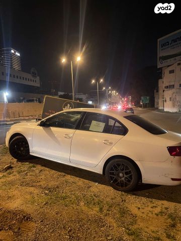 מודעת רכב פולקסווגן ג'טה 