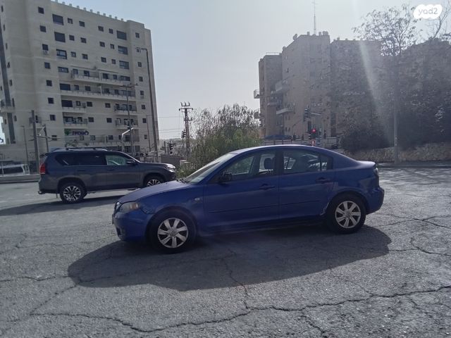 מודעת רכב מאזדה 3