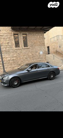 מודעת רכב מרצדס-בנץ E-class