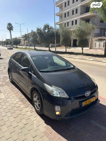 מודעת רכב טויוטה פריוס