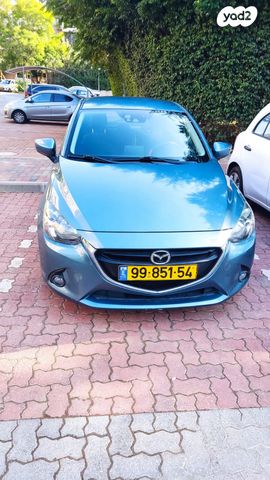 מודעת רכב מאזדה 2