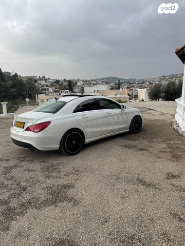 מודעת רכב מרצדס-בנץ CLA