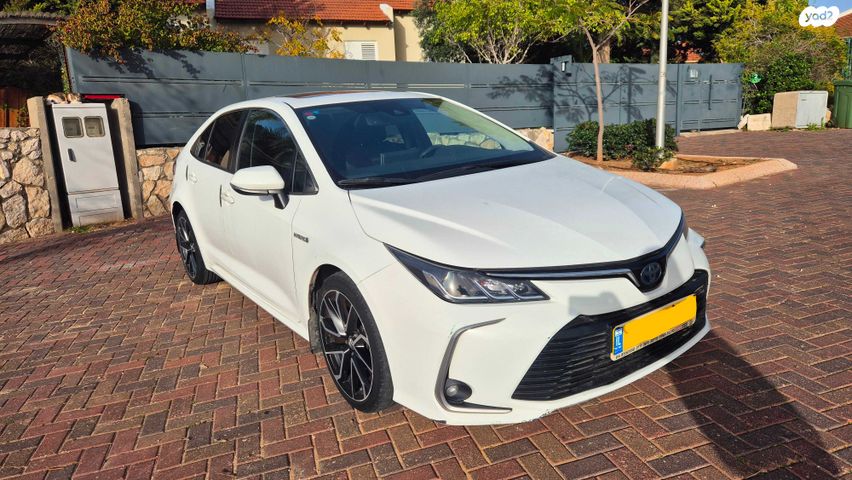 מודעת רכב טויוטה קורולה