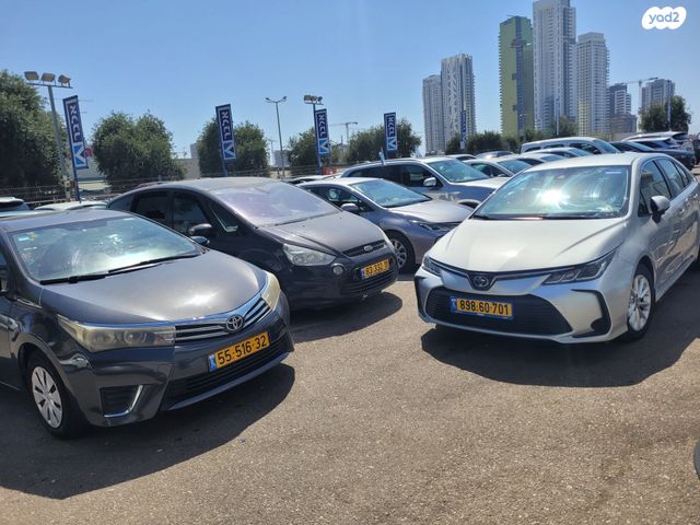 מודעת רכב טויוטה קורולה