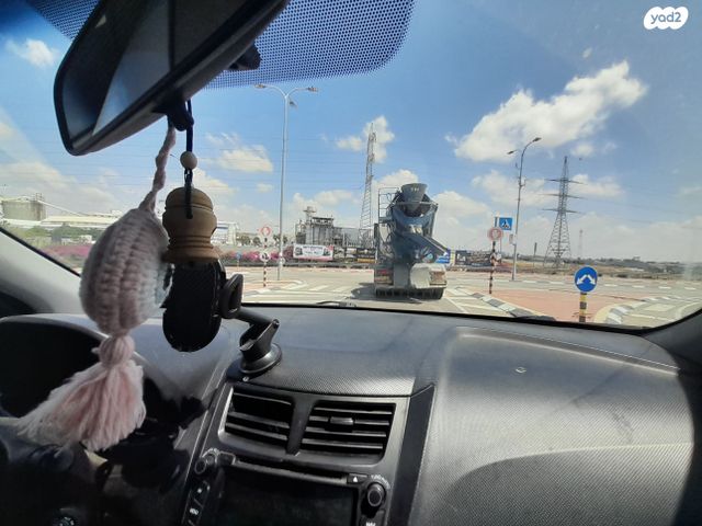 מודעת רכב יונדאי אקסנט i25