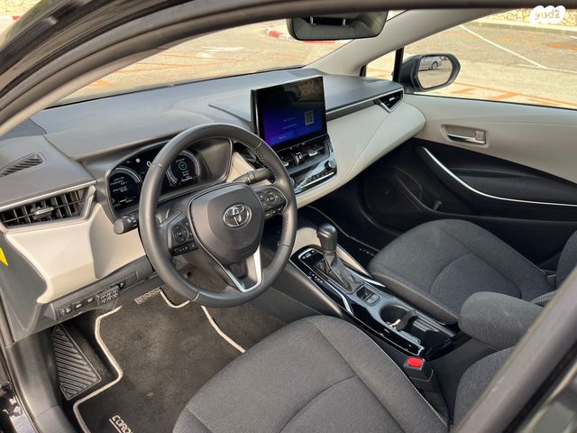 מודעת רכב טויוטה קורולה