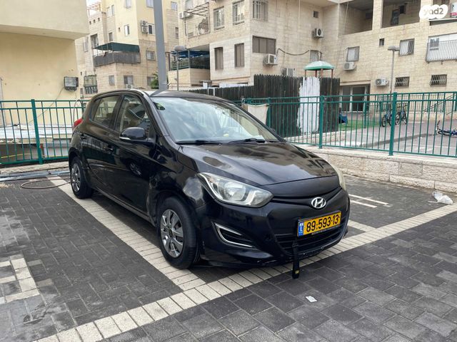 מודעת רכב יונדאי i20