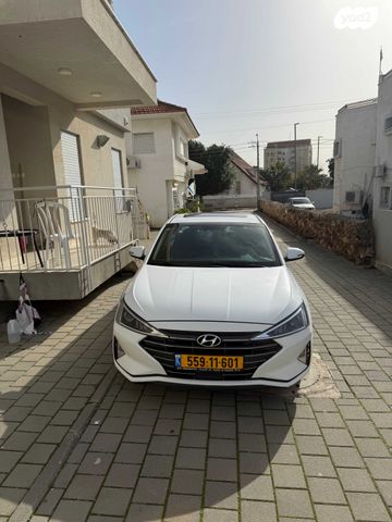 מודעת רכב יונדאי אלנטרה