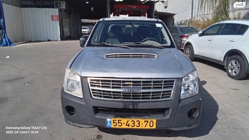 מודעת רכב איסוזו די-מקס