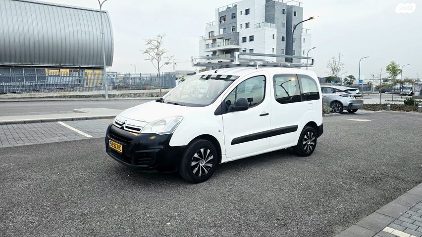 מודעת רכב סיטרואן ברלינגו