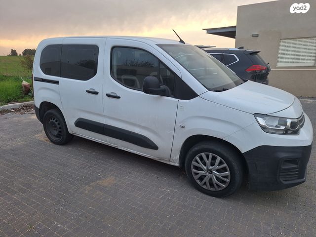 מודעת רכב סיטרואן ברלינגו