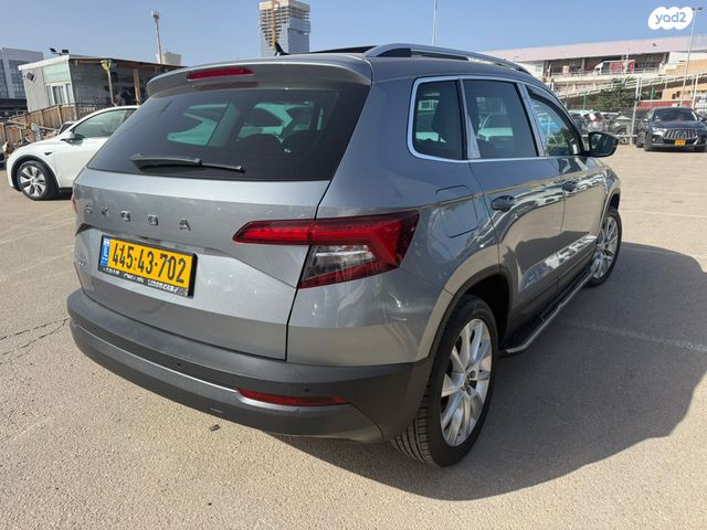 מודעת רכב סקודה קארוק 1