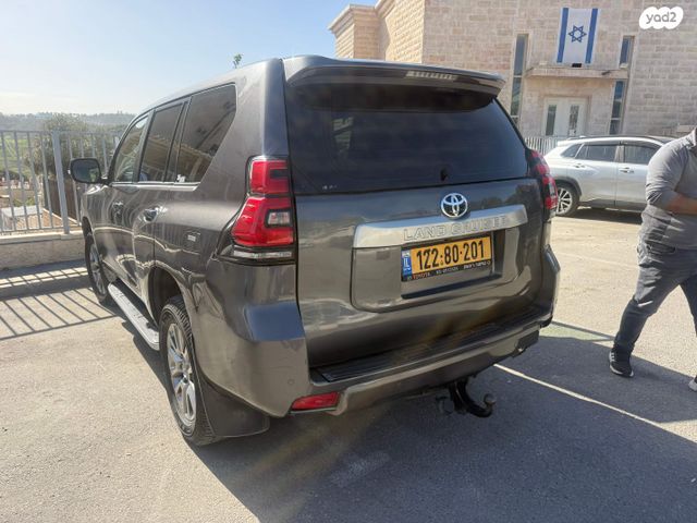 מודעת רכב טויוטה לנד קרוזר 2