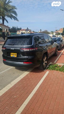 מודעת רכב ג'יפ גרנד צ'ירוקי