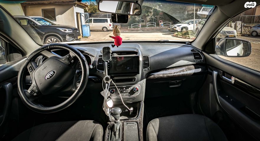 מודעת רכב קיה סורנטו