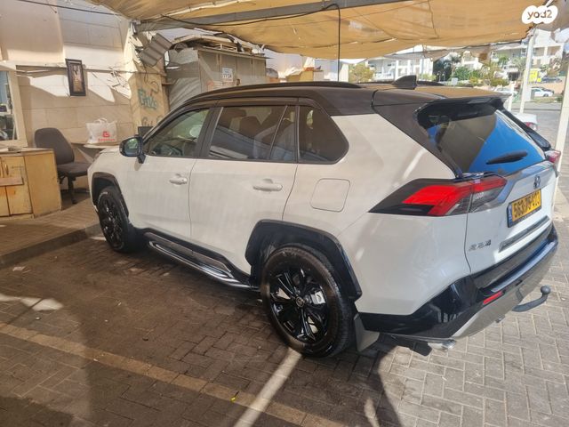 מודעת רכב טויוטה RAV4